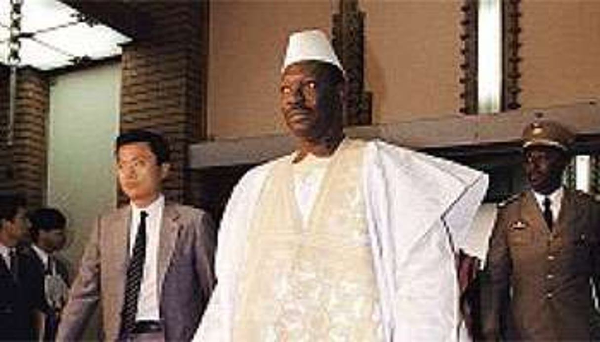 Moussa Traoré pendant son règne à la tête du Mali, en 1990. © Kazuhiro Nogi