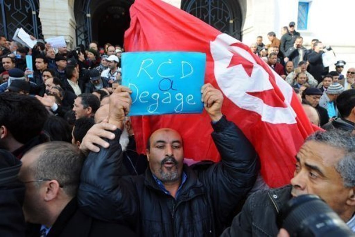 Tunisie: dissolution du RCD, parti de Ben Ali, confirmée en appel © AFP