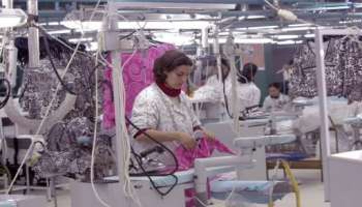 En février et mars, la filière textile a vu ses livraisons vers l’étranger augmenter. © AFP