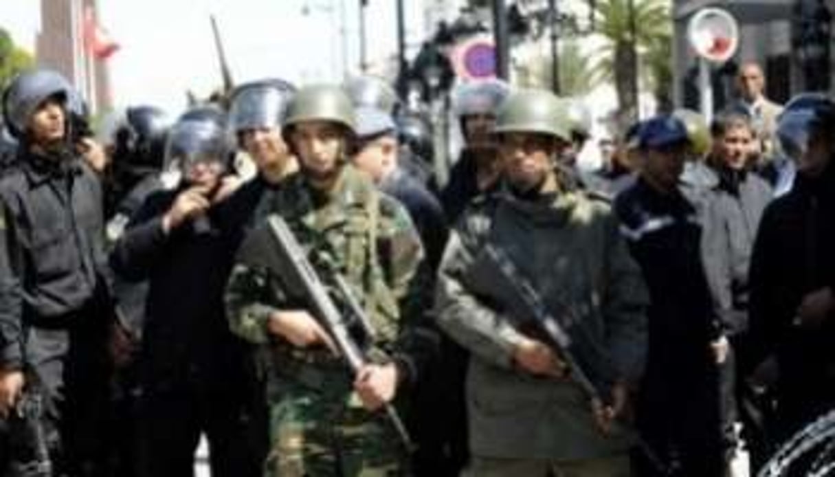 Les forces de sécurité tunisiennes sont sur le pied de guerre contre Aqmi. © AFP