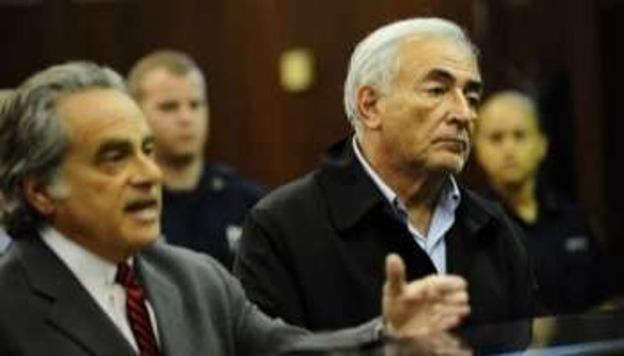 Benjamin Brafman et Dominique Strauss-Kahn le 16 mai 2011 au tribunal à New York. © AFP