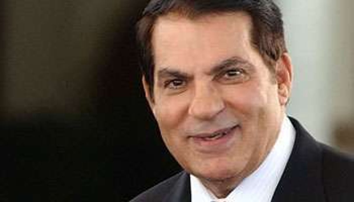 Ben Ali espère que son pays « surmontera le chaos et l’obscurité » © AFP