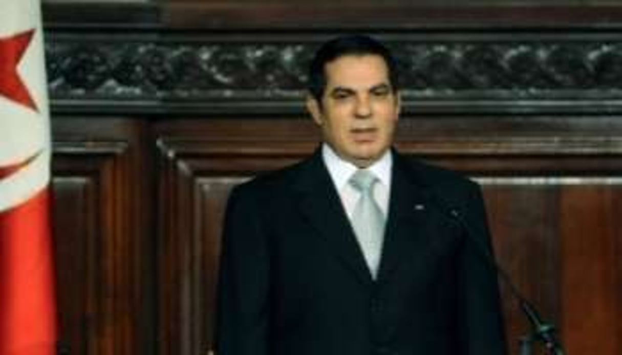 Zine El-Abidine Ben Ali devant le parlement tunisien, le 12 novembre 2009. © AFP