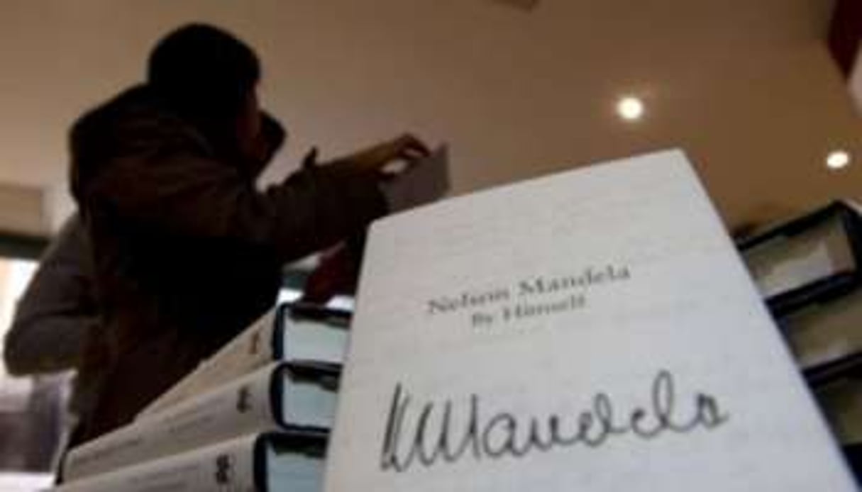 Le livre de Nelson Mandela, le 27 juin 2011 au Fondation Nelson Mandela à Johannesburg. © AFP