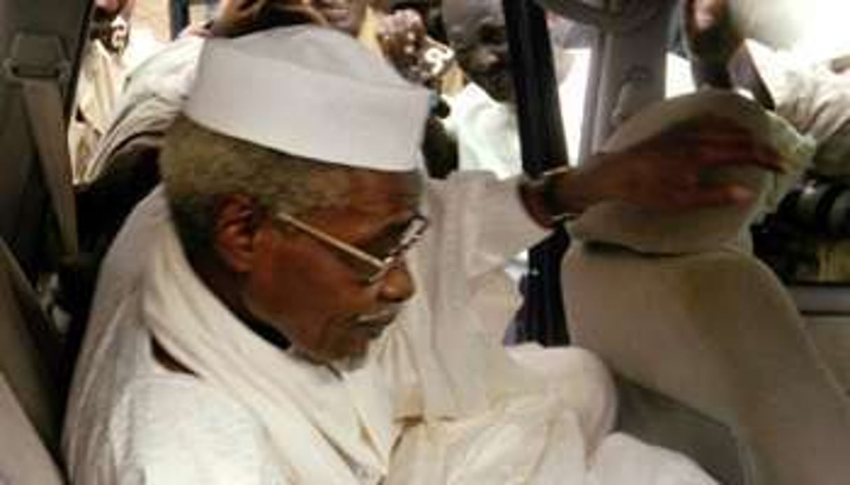 Les associations de défense des droits de l’Homme souhaitent que M. Habré ait un procès juste. © AFP