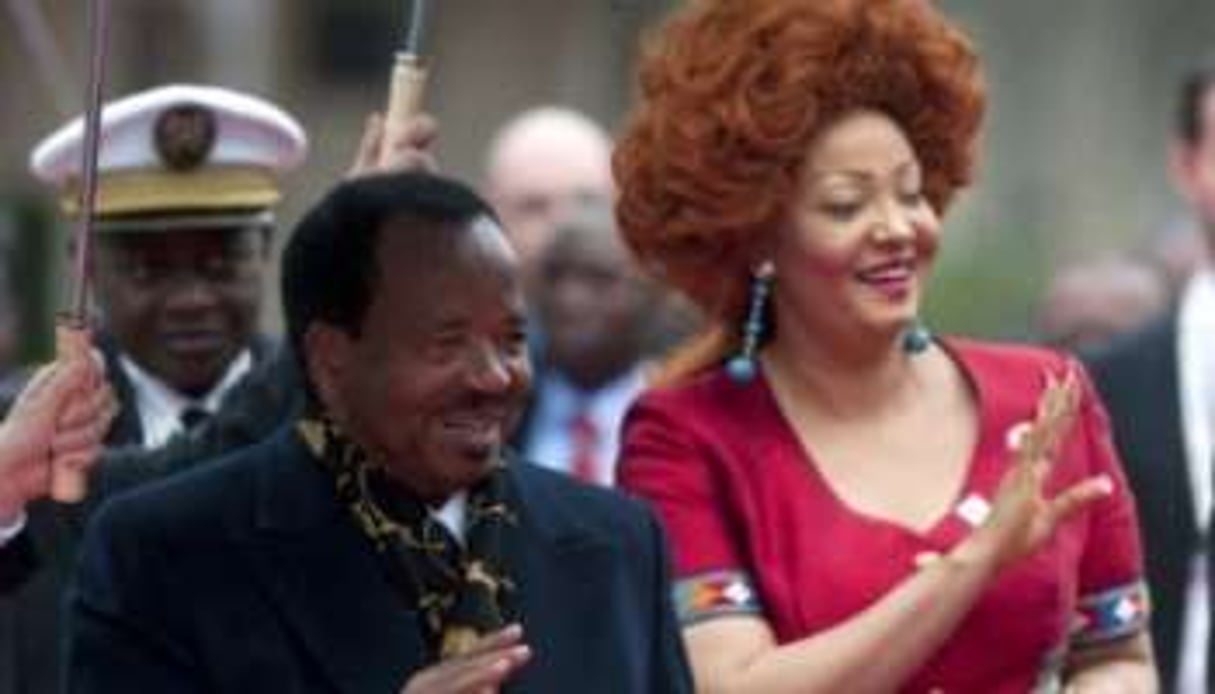 Paul Biya et son épouse Chantal le 23 octobre 2010 au 13e sommet de la Francophonie à Montreux. © AFP