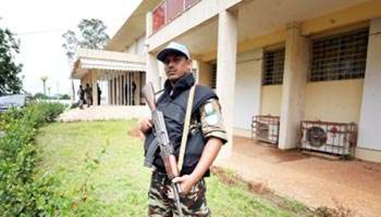 Le chef d’État déchu est détenu dans la résidence présdientielle sur les hauteurs de la ville. © Sia Kambou/AFP