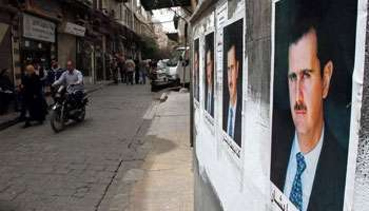 Une rue de Damas, avec des affiches du président Bachar El-Assad, en avril 2011. © Anwar Amro/AFP