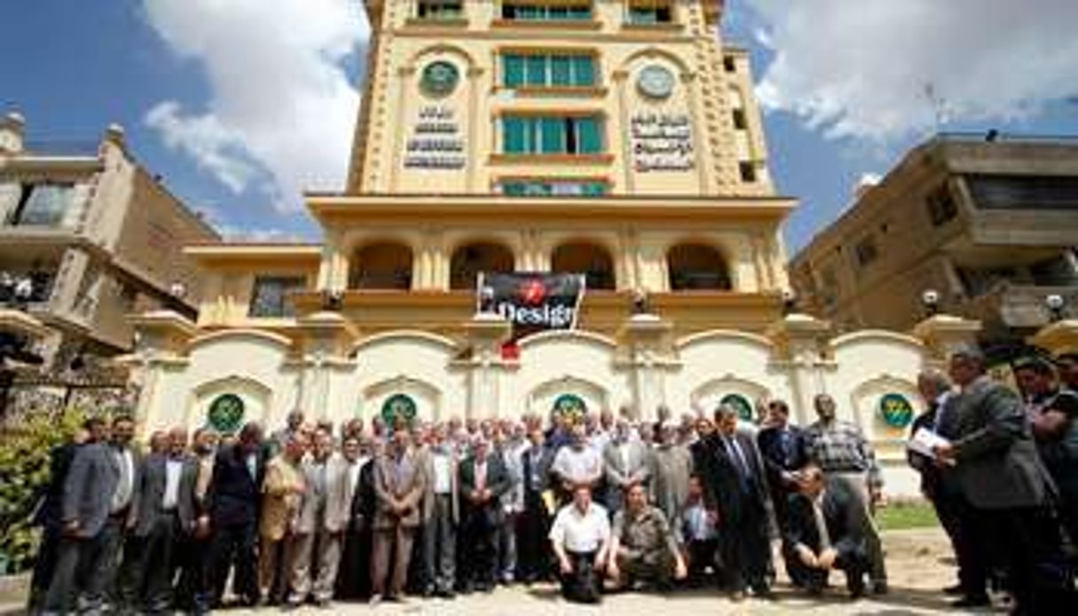 Après la réunion du bureau de Guidance des frères musulmans, le 30 avril au Caire. © Sipa