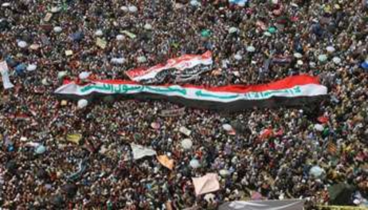 Des Égyptiens réunis sur la place Al-Tahrir, au Caire, vendredi 29 juillet. © Khaled Desouki/AFP