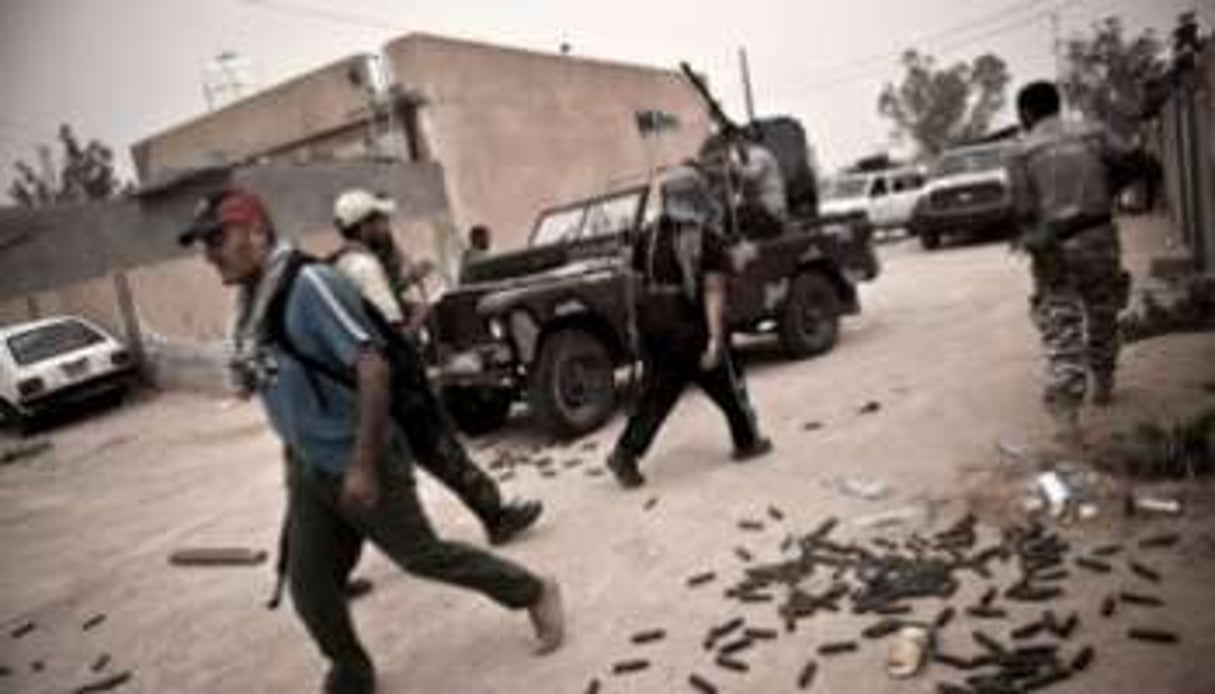 Des insurgés libyens dans le village de Joch, dans l’ouest de la Libye, le 31 juillet 2011. © AFP