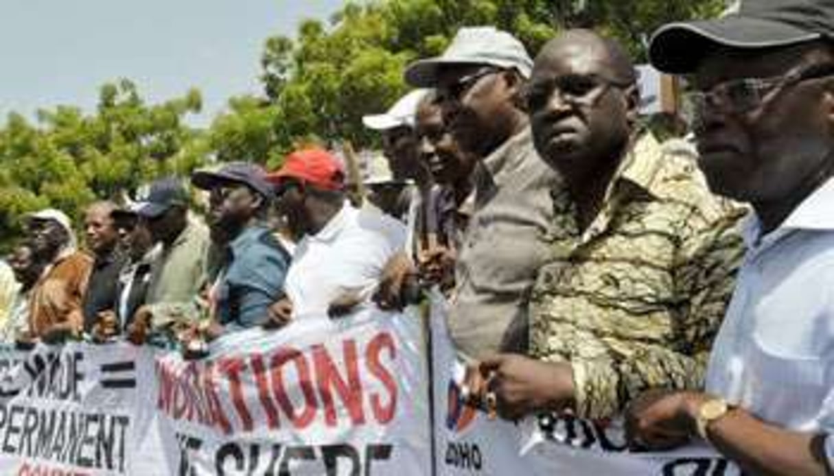 Manifestation contre la vie chère le 14 août à Dakar. © AFP.