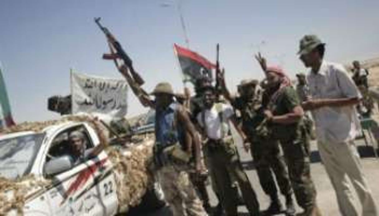 Des rebelles libyens à Brega le 15 août 2011. © AFP