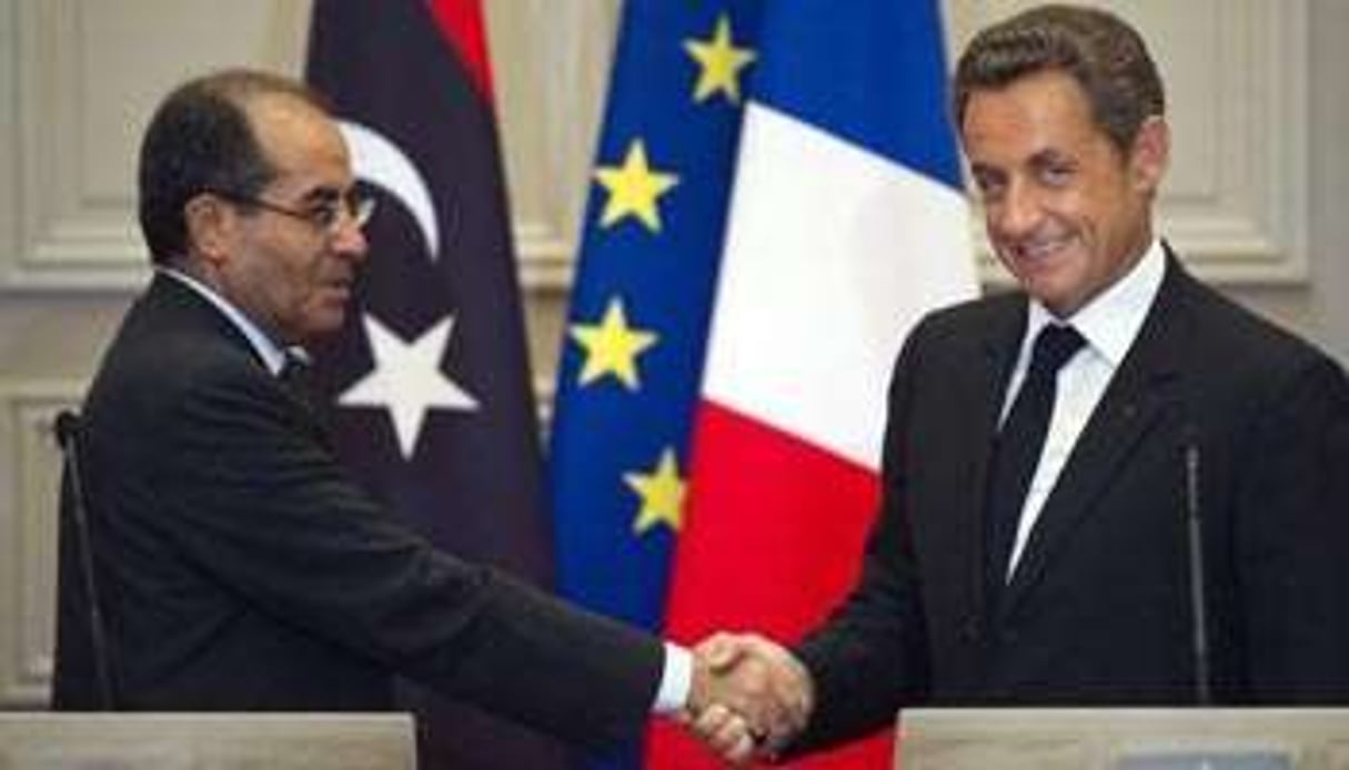 Mahmoud Jibril, numéro 2 du CNT, reçu le 24 août 2011 à l’Elysée par Nicolas Sarkozy. © AFP