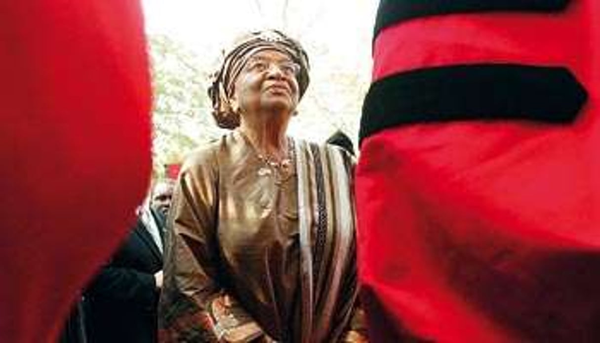 Ellen Johnson Sirleaf a été la première Africaine à accéder à la magistrature suprême. © Brian Snyder/Reuters