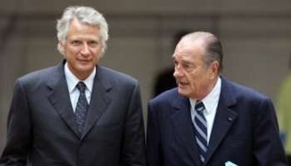 Dominique de Villepin et Jacques Chirac à Paris le 17 janvier 2011. © AFP