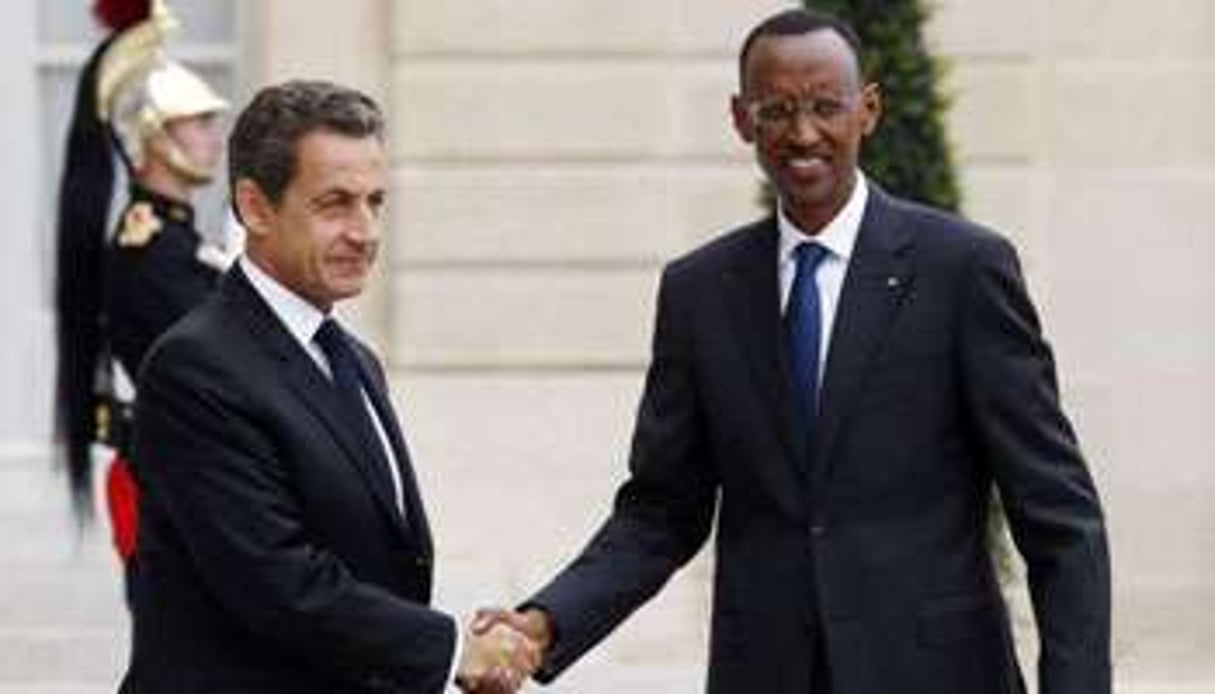 Nicolas Sarkozy et Paul Kagamé à l’Elysée le 12 septembre 2011. © AFP