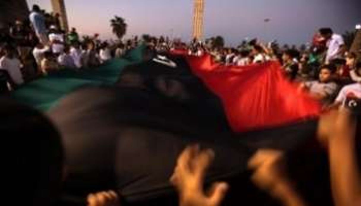 Le 9 septembre 2011, lors d’un rassemblement sur la place des Martyrs à Tripoli. © AFP