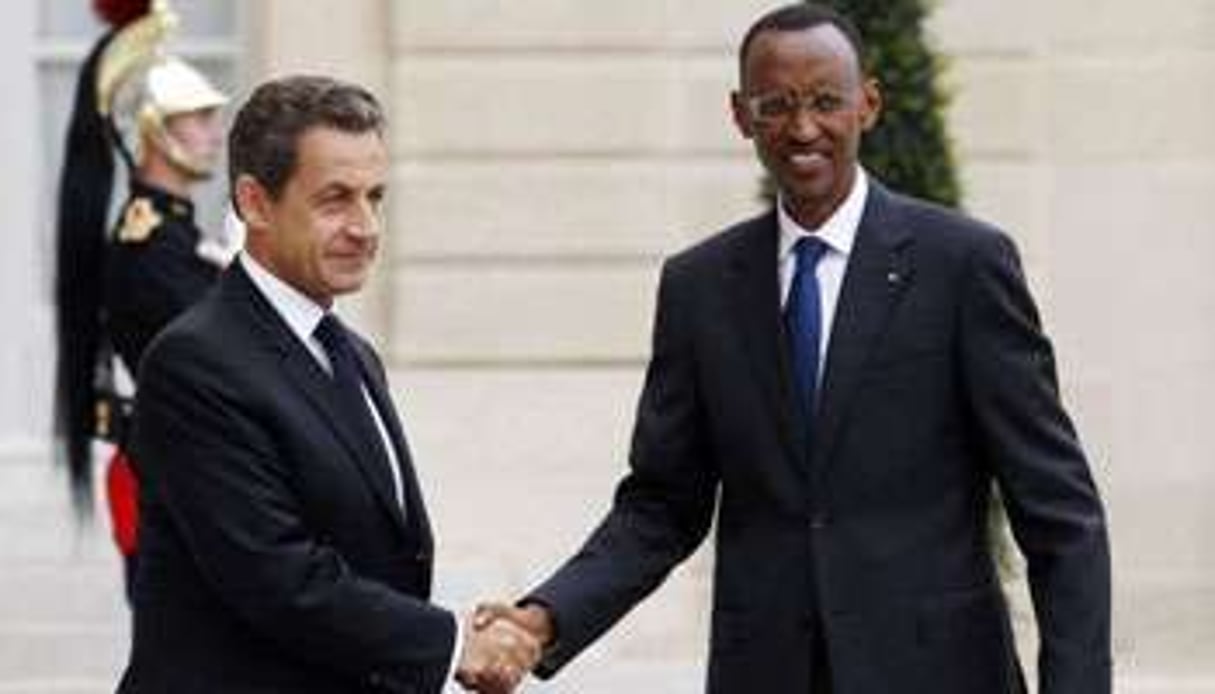 Nicolas Sarkozy et Paul Kagamé à l’Élysée le 12 septembre 2011. © AFP