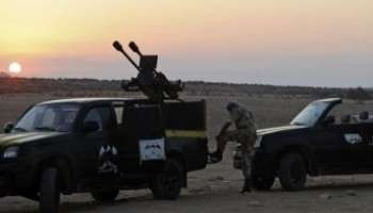 Des combattants du CNT libyen, le 15 septembre 2011 près de Misrata. © AFP