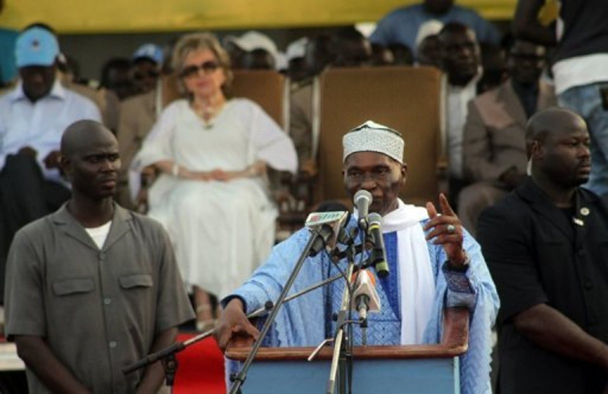 Sénégal: centaines de manifestants contre un 3e mandat du président Wade © AFP