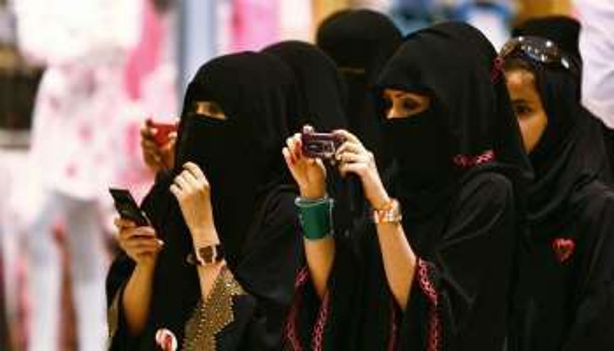 Abaya femme arabie saoudite online