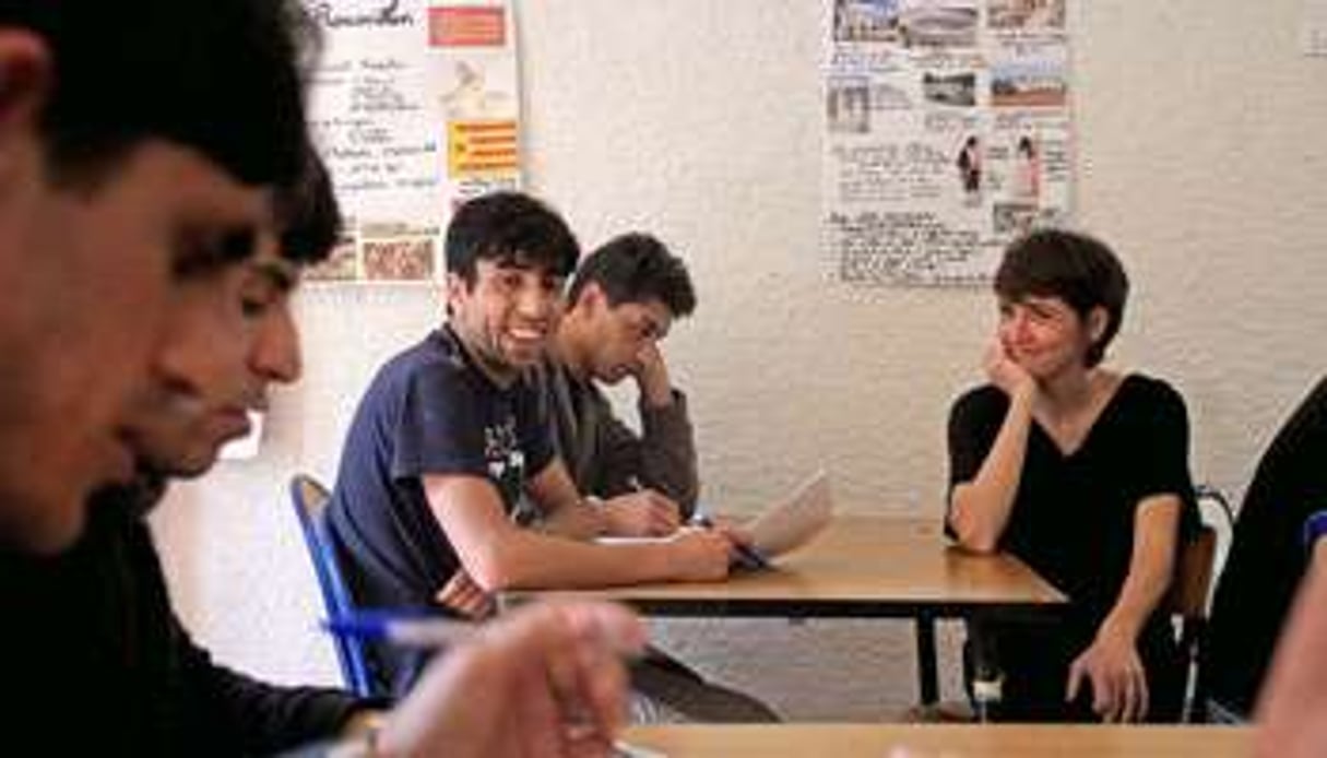 Afghans prenant des cours de français, à Nîmes (sud de la France). © Bouye Bernard/Sipa