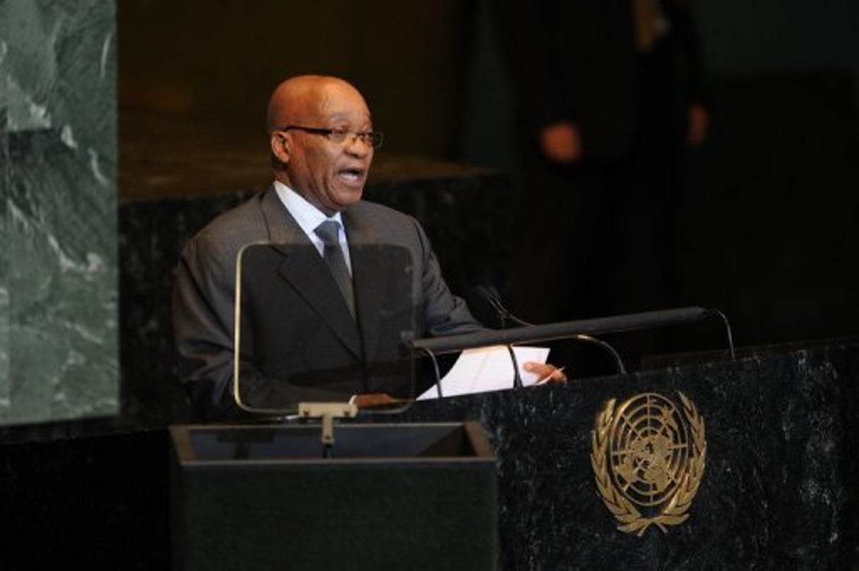 Afrique du Sud: Zuma renvoie deux ministres soupçonnés de corruption © AFP