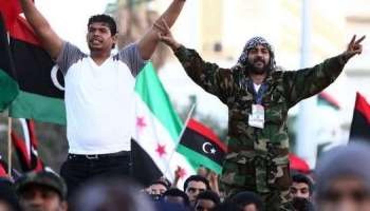 Manifestations commémorant la mort du leader libyen déchu Mouammar Kaddafi à Tripoli, le 28 octob © AFP