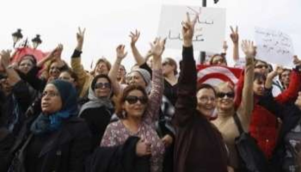 Les succès initiaux du mouvement de femmes du 2 novembre laissent les observateurs perplexes. © Reuters