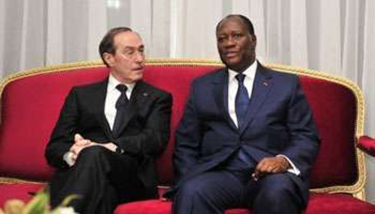 Alassane Ouattara et le ministre français de l’Intérieur Claude Guéant le 6 novembre. © AFP