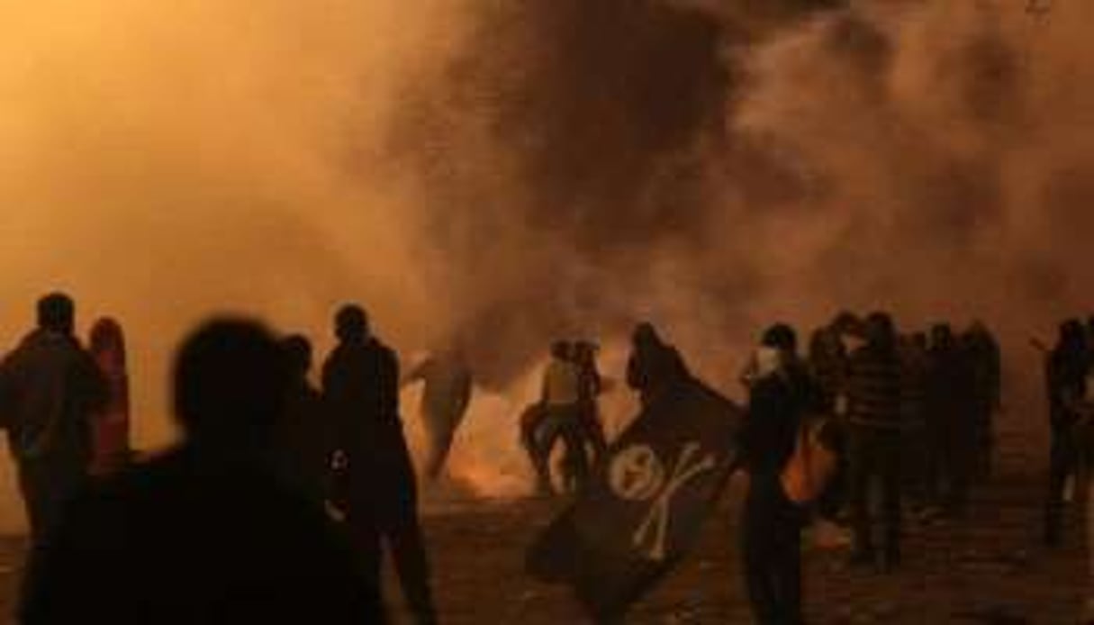 Affrontements entre les manifestants et la police, le 22 novembre sur la place Tahrir. © AFP