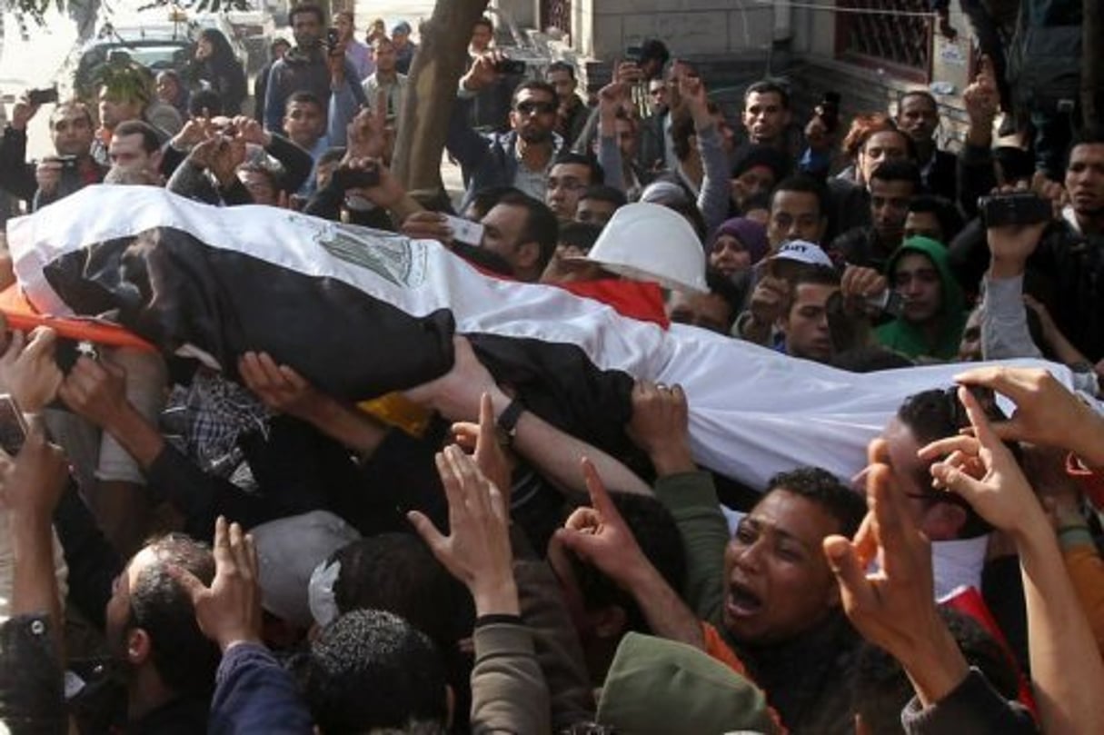 Egypte: l’armée défend son action, 12 morts et des centaines de blessés dans les violences au Caire © AFP