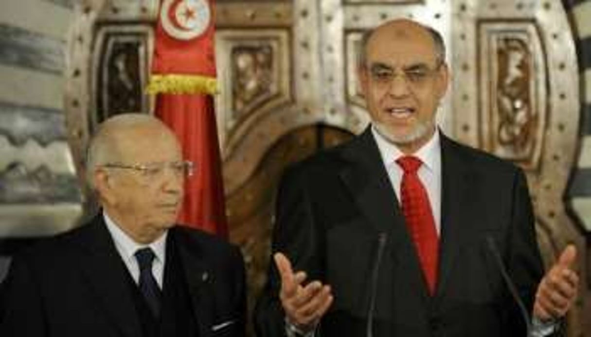 Le Premier ministre Hamadi Jebali (D) et Béji Caid Essebsi, le 26 décembre 2011 à Tunis. © AFP