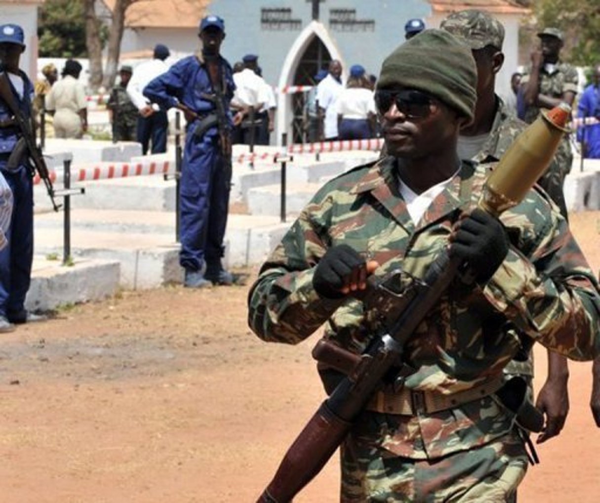 En Guinée-Bissau, l'armée affirme contrôler la situation après une