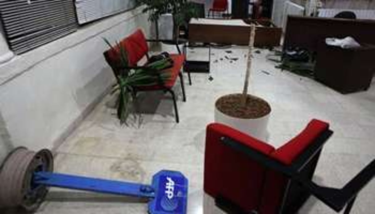 Les bureaux de l’AFP à Amman après une attaque en juin 2011. © AFP