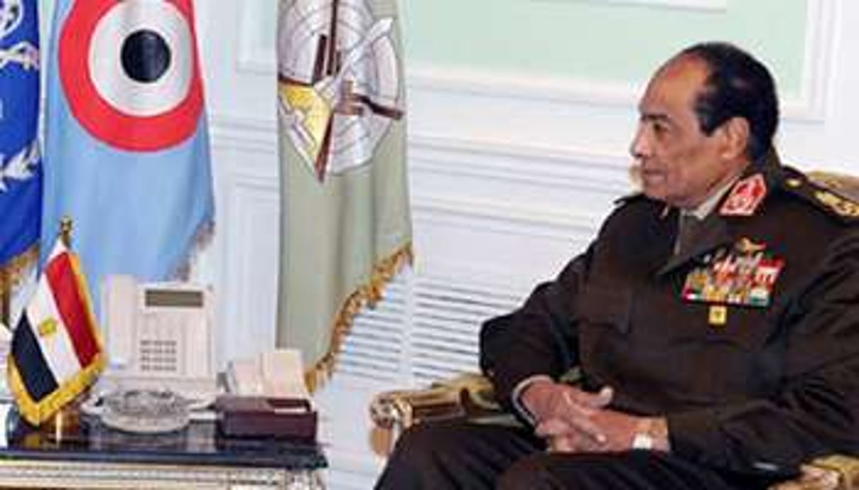 Le maréchal Hussein Tantaoui s’est entretenu avec Moustapha Abdeljalil, le lundi à Tripoli. © AFP