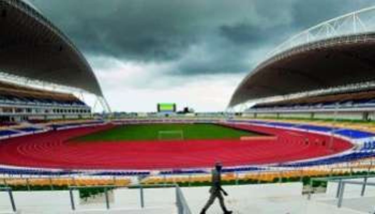 Le stade de l’Amitié-Sino-Gabonaise à Libreville a coûté au moins 37 millions d’euros au Gabon. © Sia Kambou/AFP