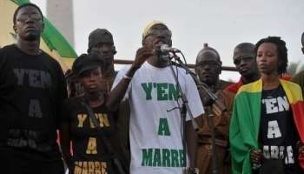 Des militants du mouvement Y’en a marre à Dakar, en septembre 2011. © AFP/Seyllou