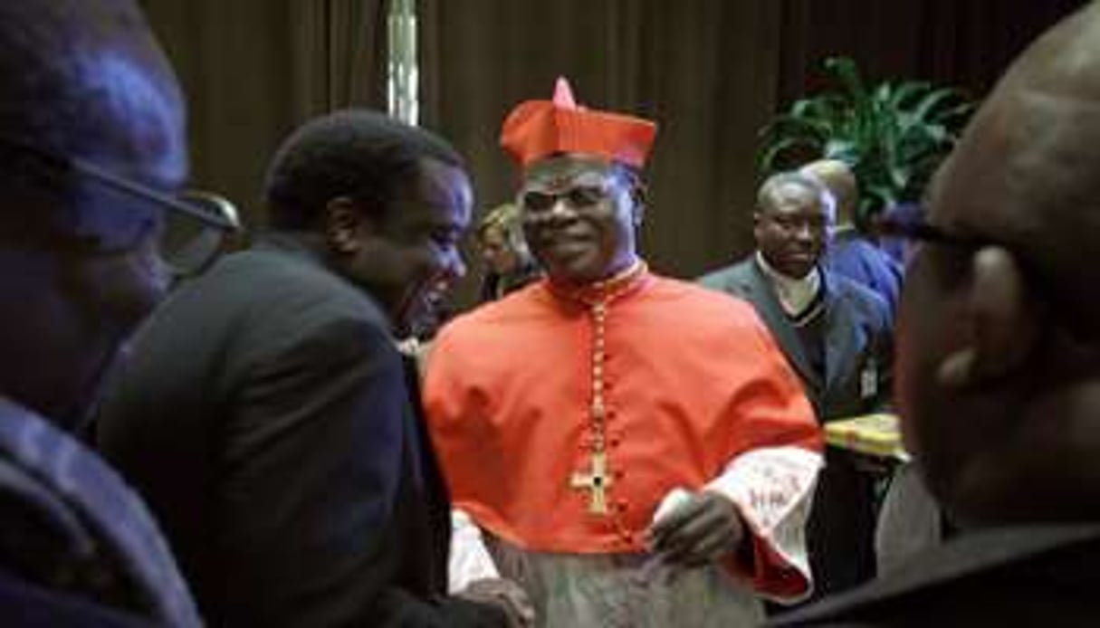 En RDC, le cardinal Monsengwo (ici en novembre 2010 au Vatican) est devenu la bête noire de Kabila. © Tony Gentile/Reuters