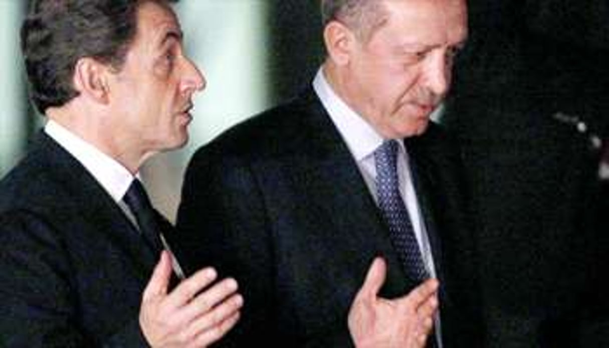 Nicolas Sarkozy et Recep Tayyip Erdogan, à Ankara, le 25 février 2011. © Umit Betkas/Reuters