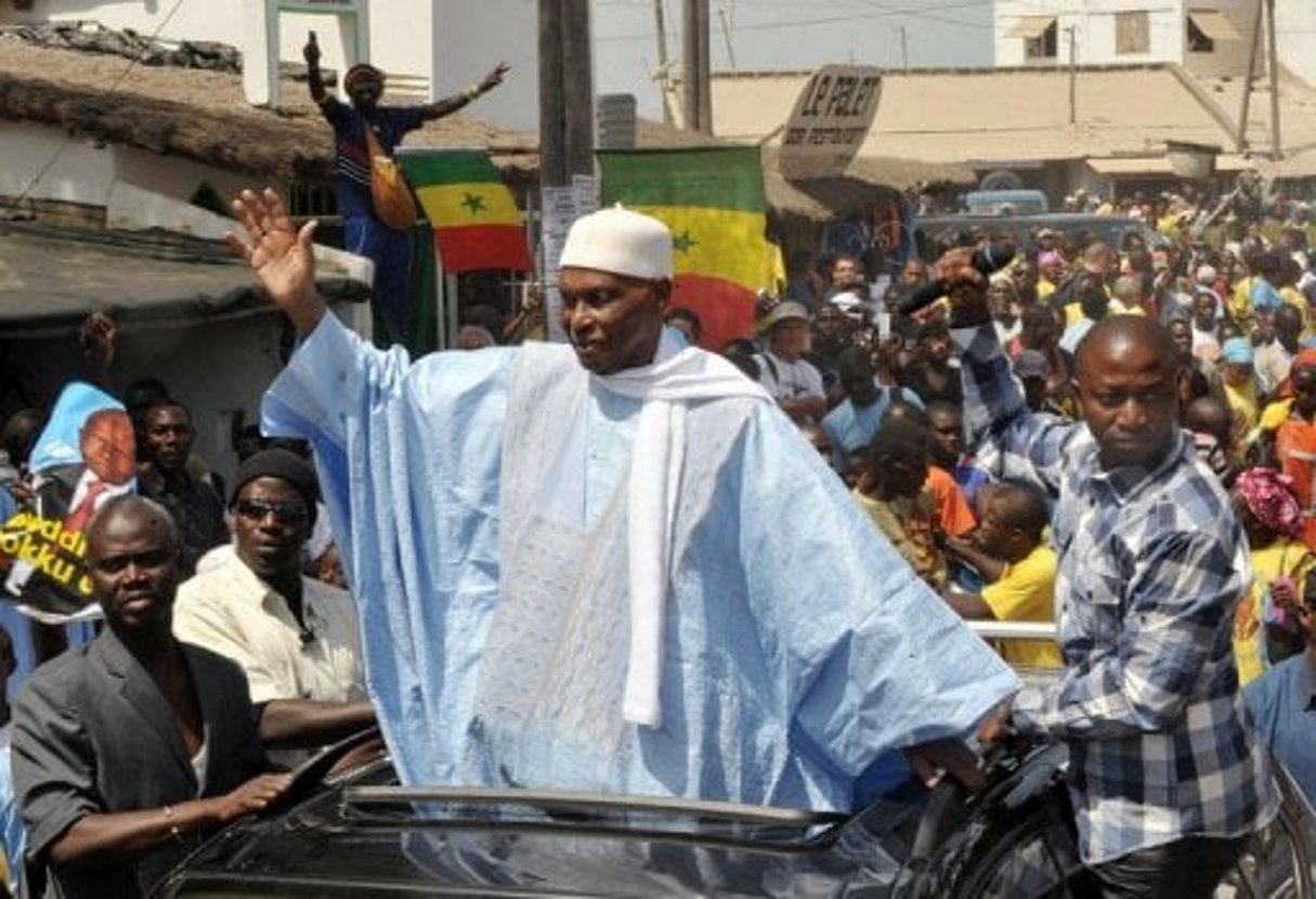 Sénégal: Wade poursuit sa campagne, l’opposition désunie © AFP