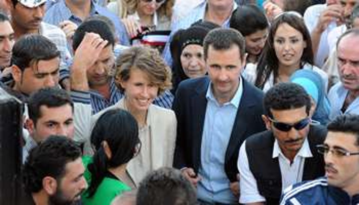 Bachar Al-Assad et sa femme Asma à Damas, le 30 juin 2011. © AFP