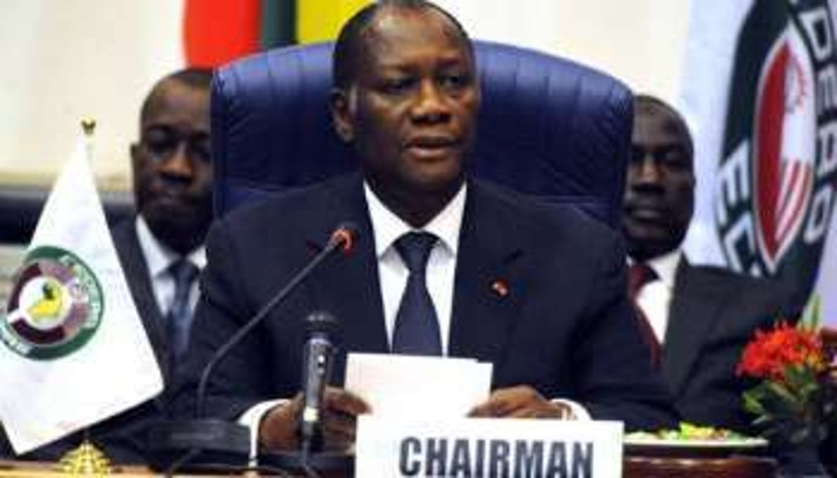 Alassane Ouattara élu à la tête de la Cedeao le 17 février 2012 à Abuja. © AFP