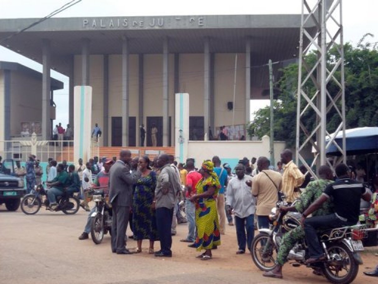 Togo: polémique autour de rapports sur des allégations de torture après le putsch raté de 2009 © AFP