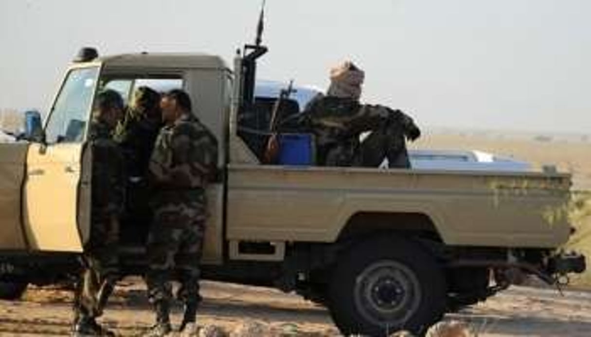 Les militaires mauritaniens assurent avoir tiré sur une colonne de véhicules appartenant à Aqmi. © Frédéric Florin/AFP