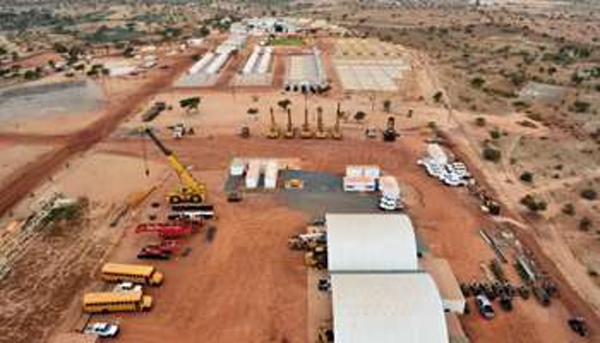 D’ici à septembre, pour la phase de construction, le site emploiera jusqu’à 1 000 personnes. © CGO SA