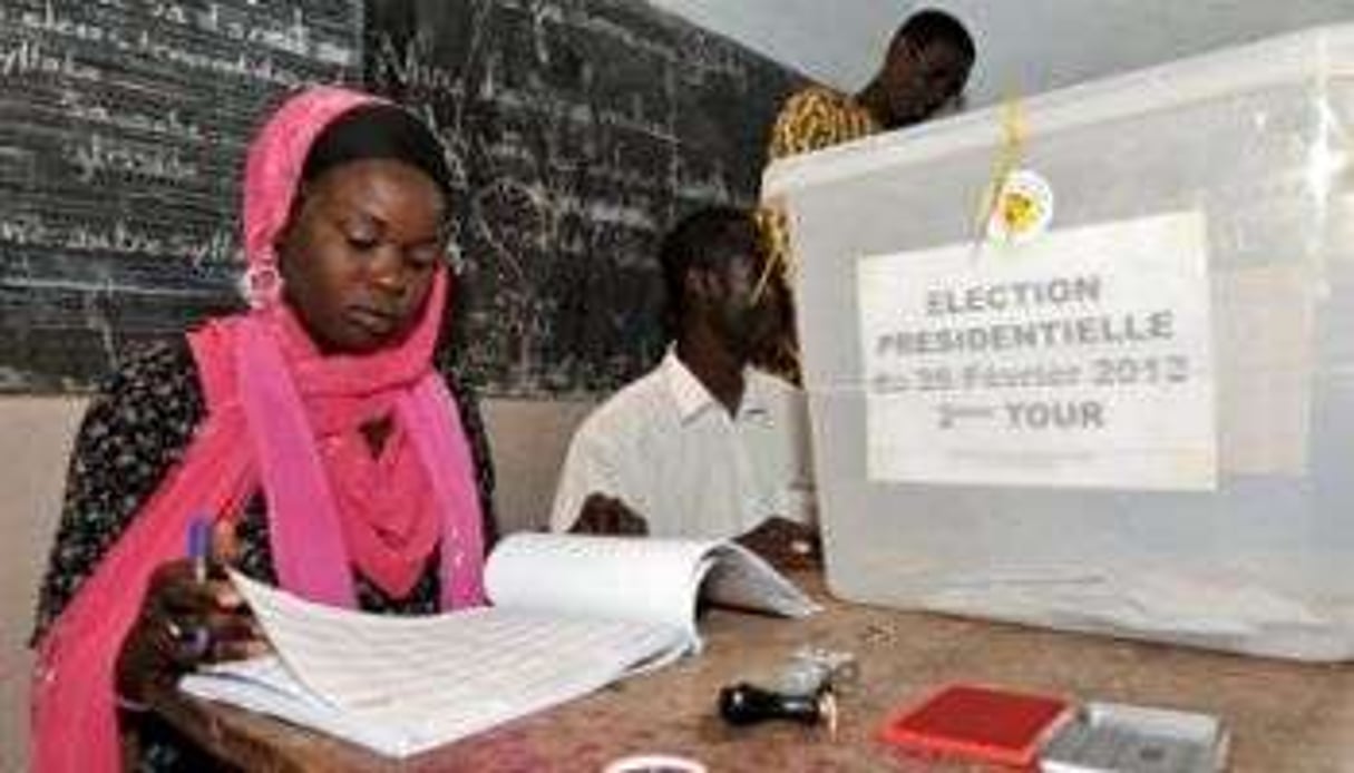 Un bureau de vote près de Daker, lors du 2e tour de la présidentielle sénégalaise, en 2015. © AFP