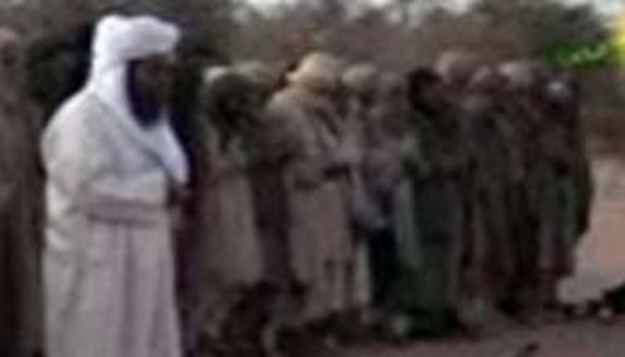 Proche d’Aqmi, l’islamiste Iyad Ag Ghali du groupe Ansar dine veut instaurer la charia au Mali. © AFP/Capture Youtube