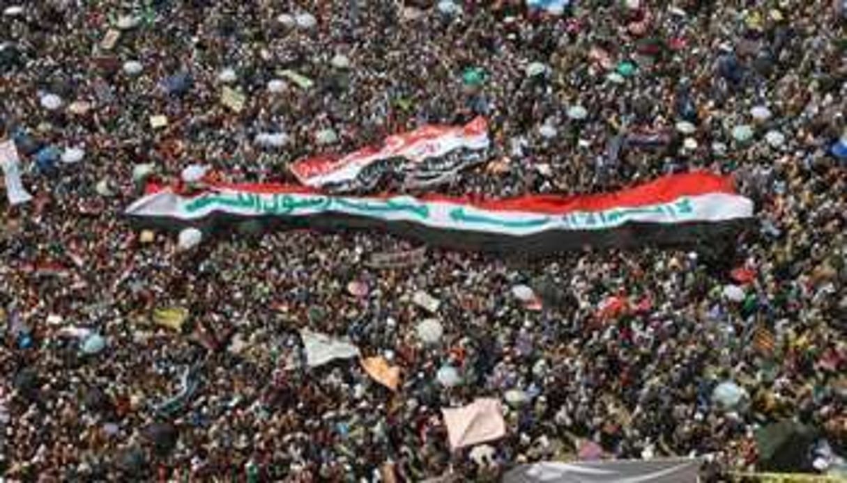 Ils étaient plusieurs milliers Place Tahir. © AFP